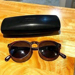 Like New Raen Remmy sz49